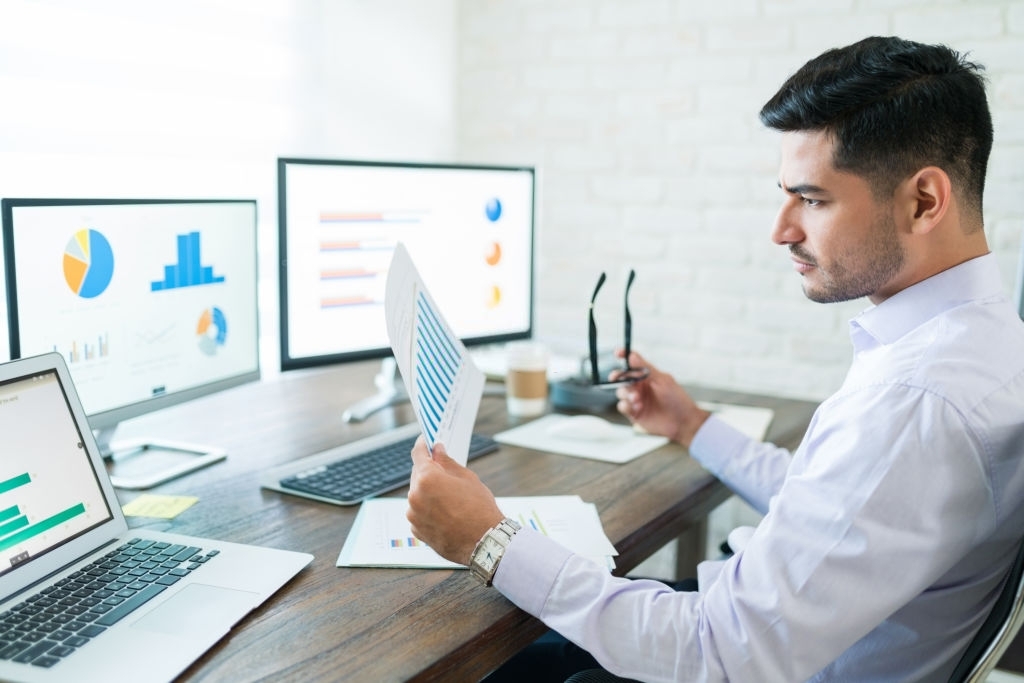 A Practical Data Analysis and Reporting Techniques – Info Graphics